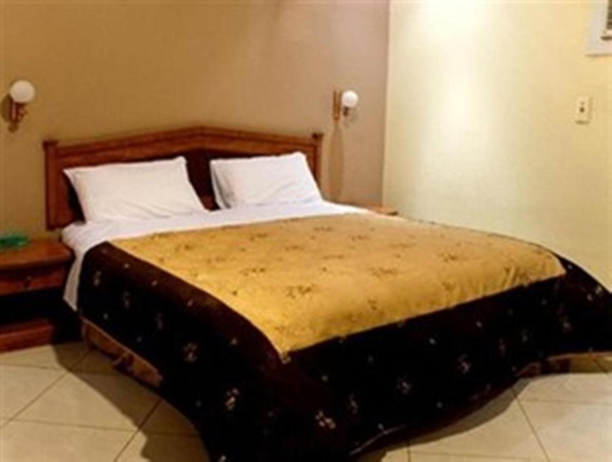 Bait Al Amani Suites Riadh Zimmer foto